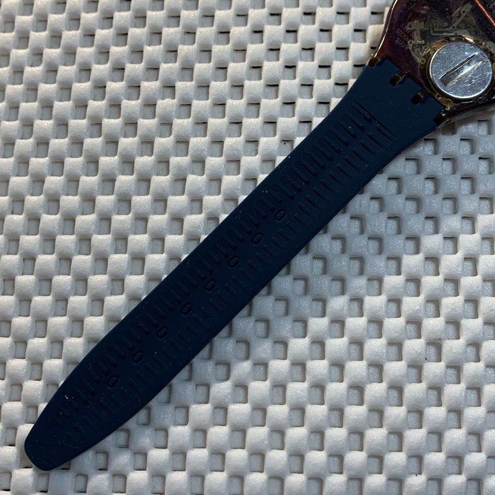Swatch Watch - GV102 - SCOOB-A-DOO - Picture 8 of 9